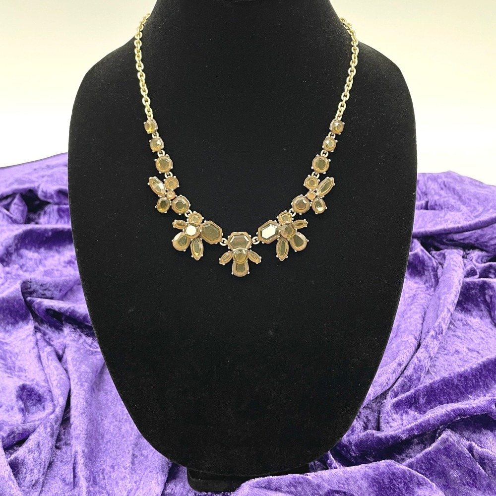 J Crew Crystal Flower Statement Necklace Preppy Glam Classic Garden Party Modern - Picture 1 of 6